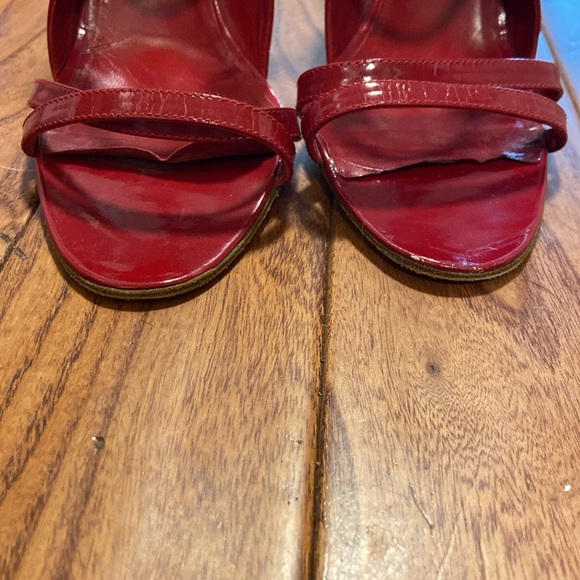 Red Manolo Blahnik heels - Picture 6 of 6